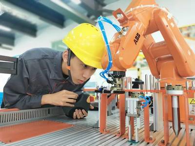 福建工業學校 中職旗艦賦能，擁抱出彩人生——工業機器人專業的時代召喚